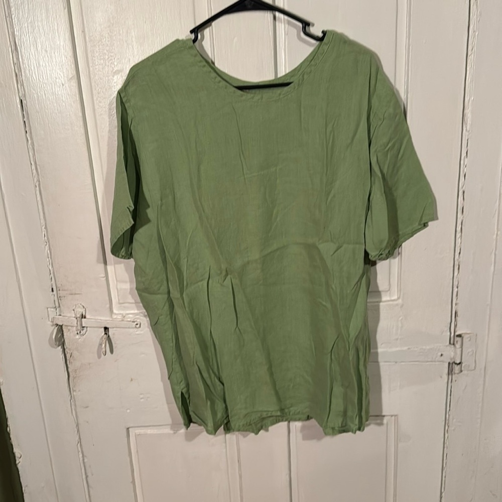 Women’s Flax linen short sleeve shirt size M